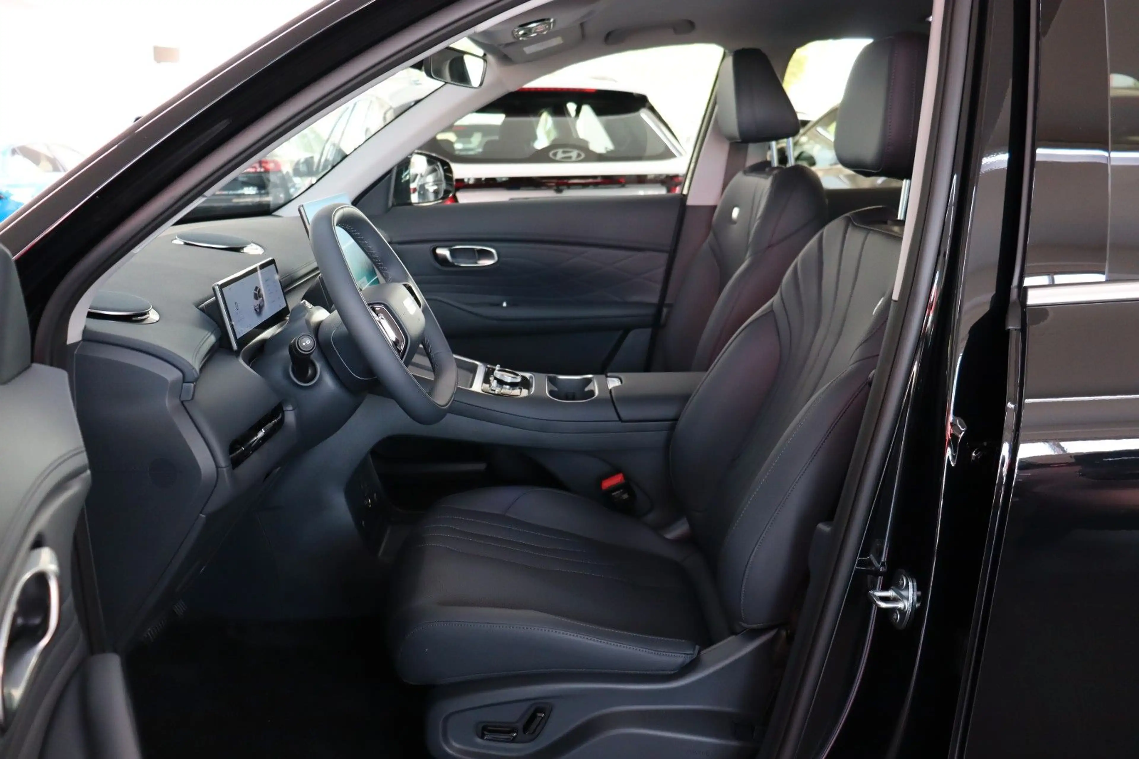 Geely Starray EM-i PRO 1.5 PHEV ACC 360° Leder AKTION — photo 8