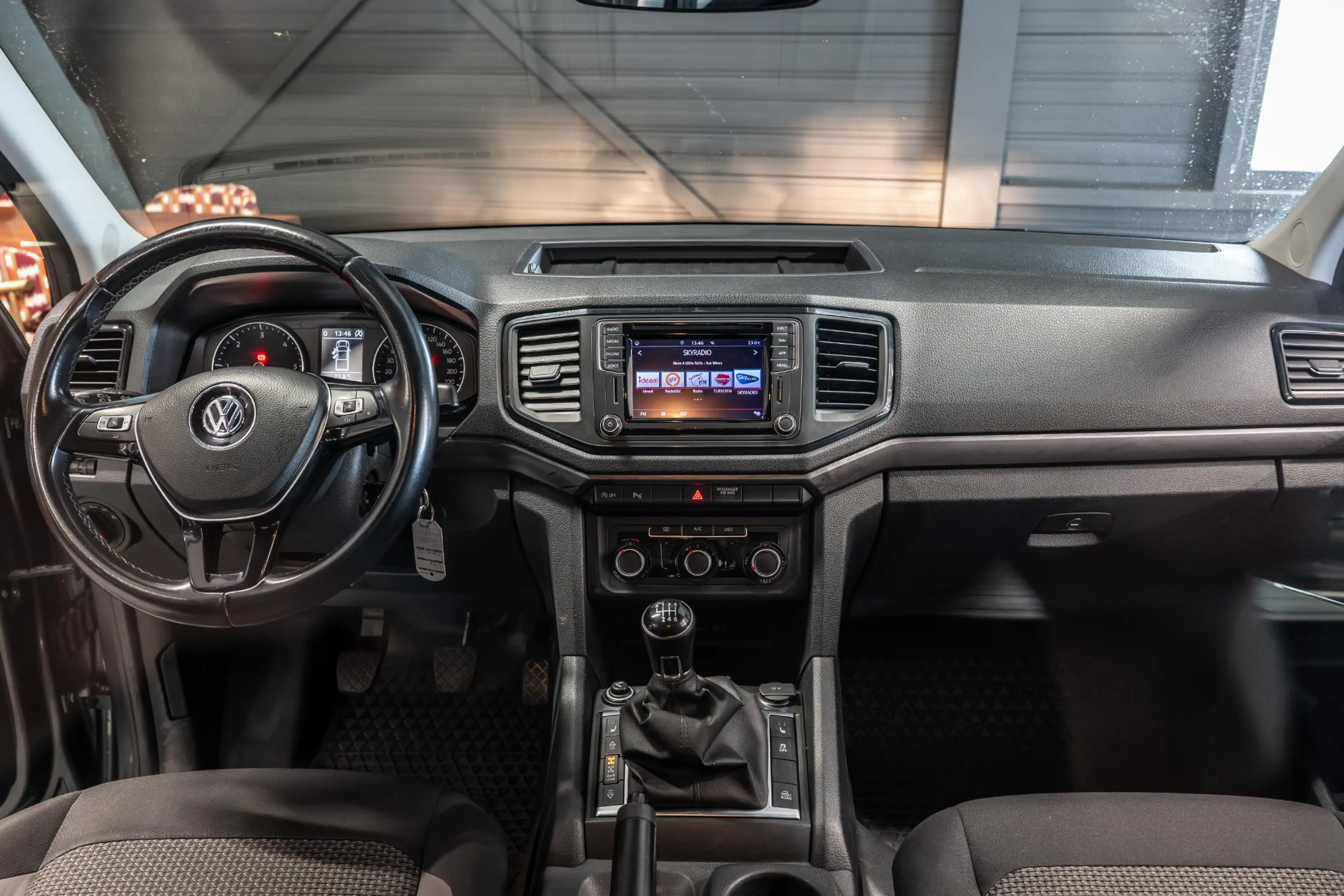 Volkswagen Amarok 3.0 TDI Plus Cab Comfortline Dealer Onderhouden | — photo 5