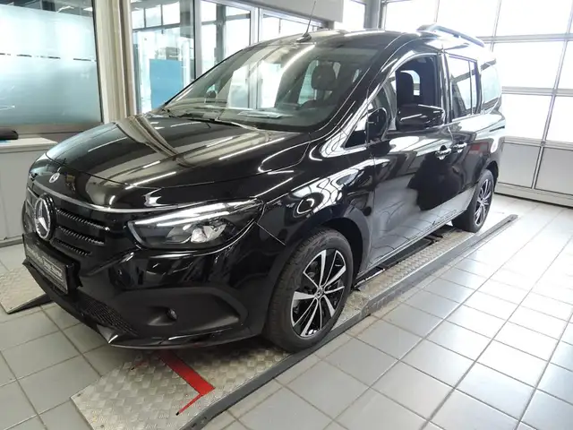 Mercedes-Benz EQT 200 standard Hecktüren*AHK*Rückfahrkamera
