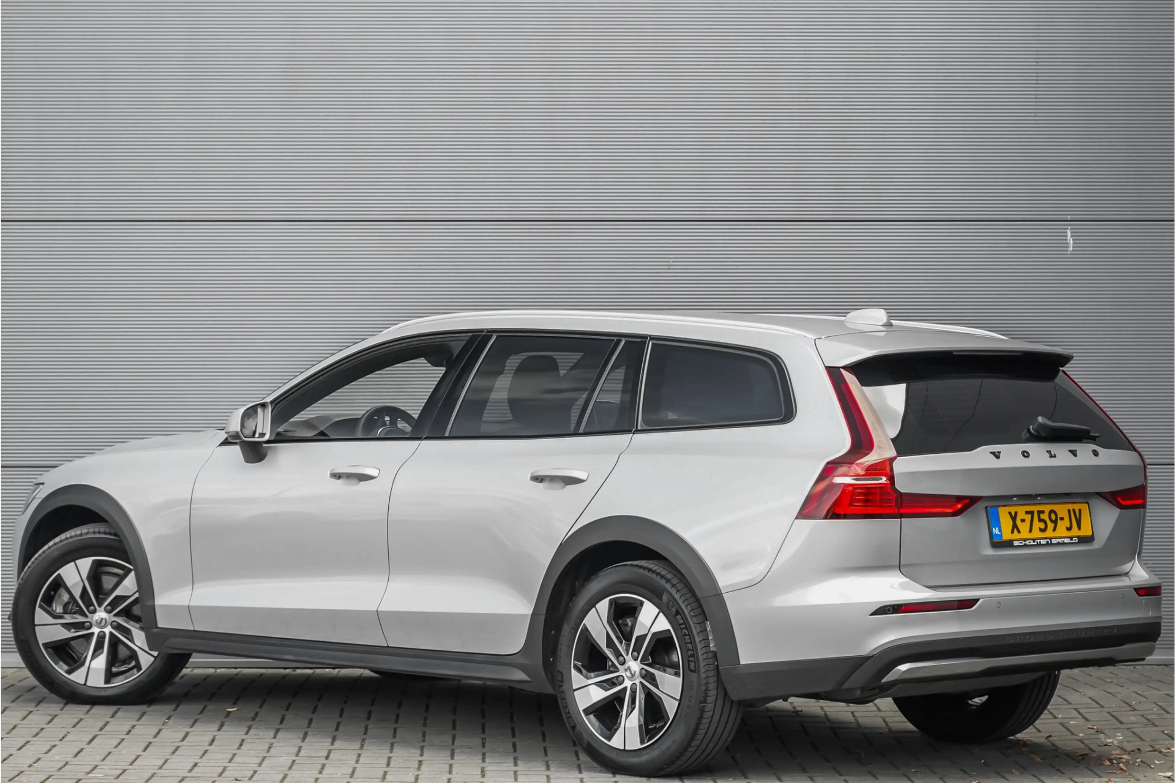 Volvo V60 Cross Country 2.0 B5 AWD Plus Camera Stuur & Stoelverw H/K Memor — photo 12