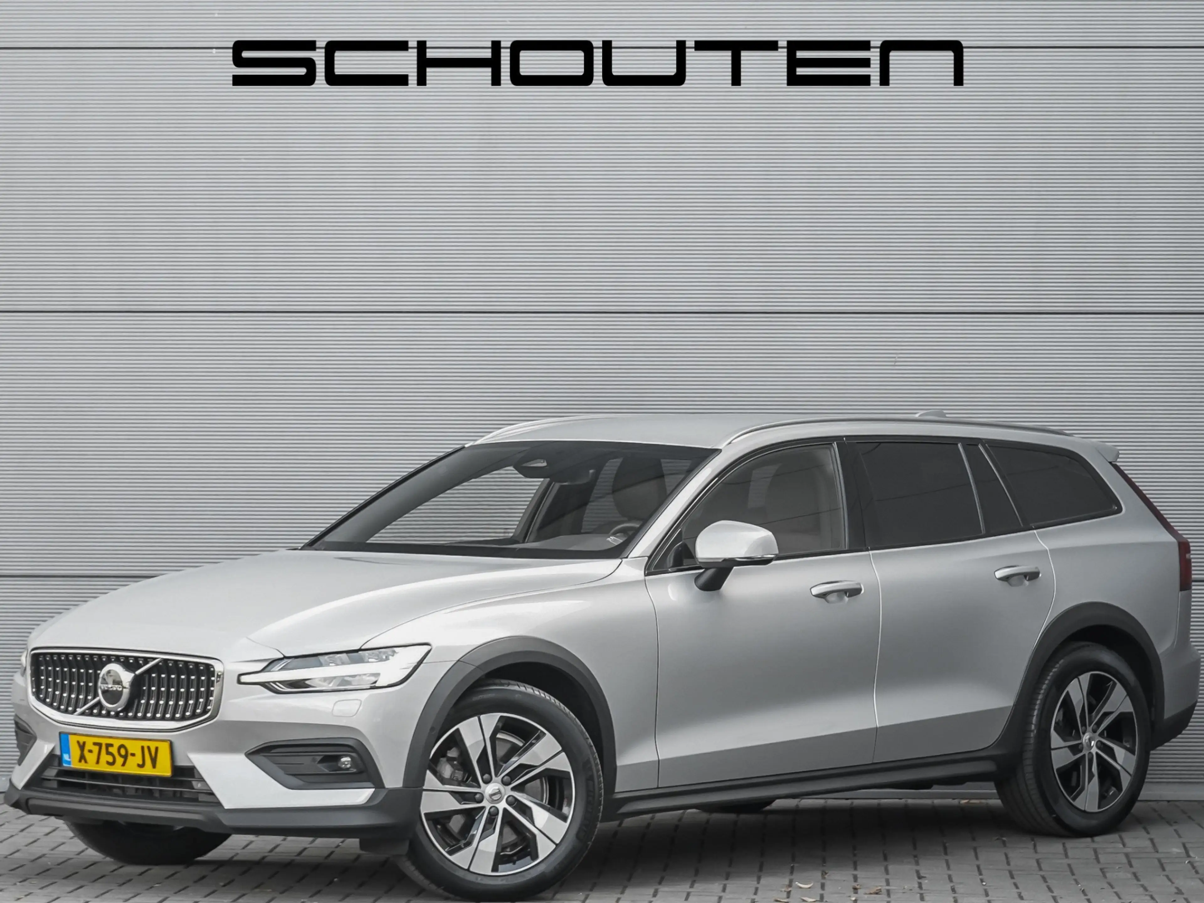 Volvo V60 Cross Country 2.0 B5 AWD Plus Camera Stuur & Stoelverw H/K Memor