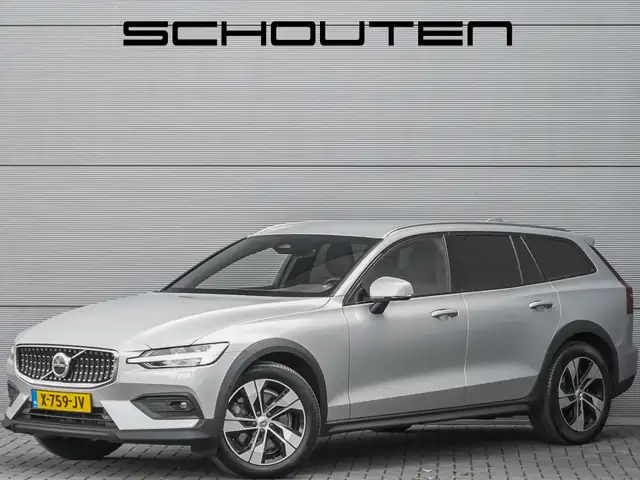 Volvo V60 Cross Country 2.0 B5 AWD Plus Camera Stuur & Stoelverw H/K Memor