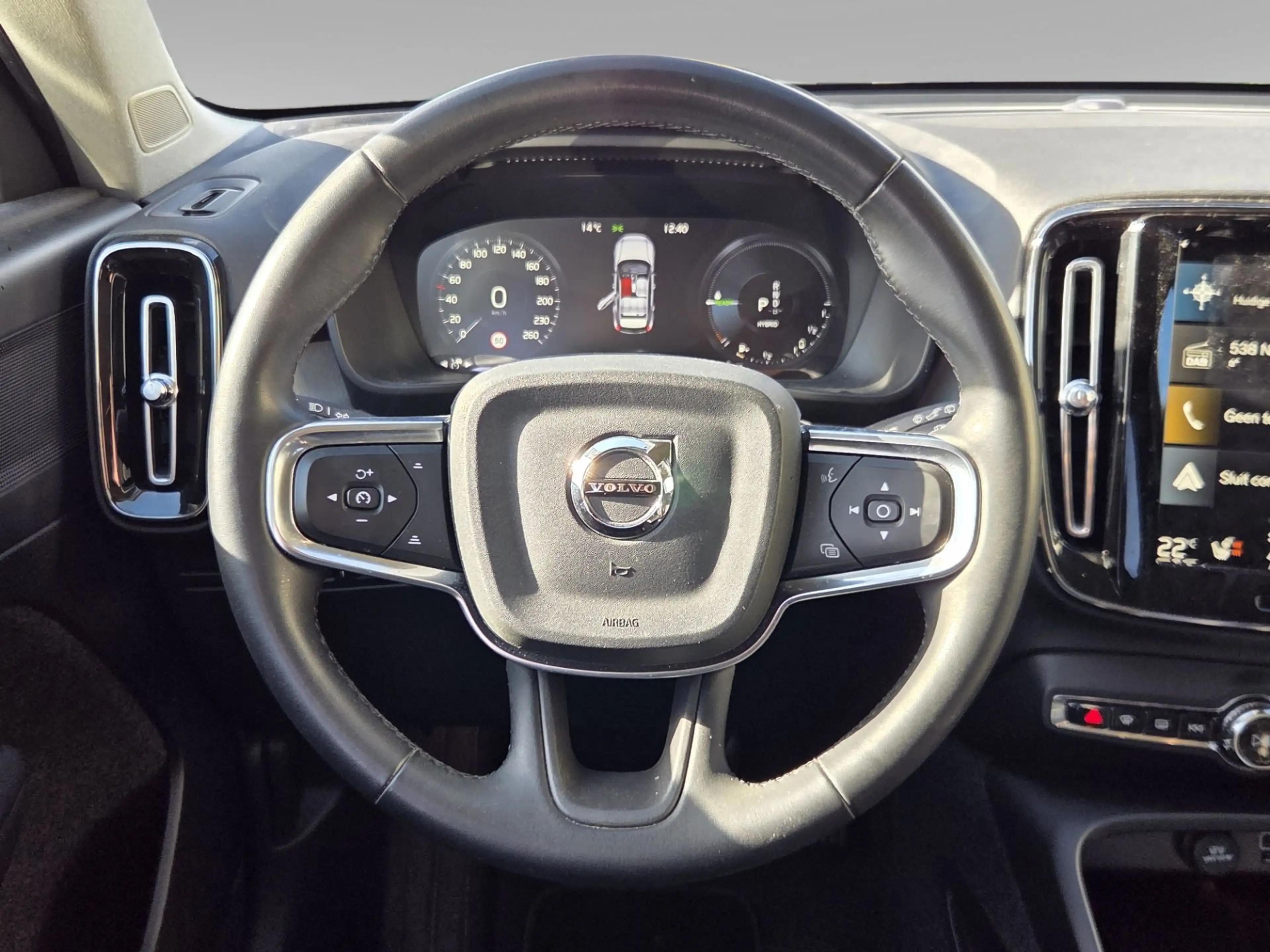 Volvo XC40 1.5 T4 Recharge Inscription | SOH 98% | Trekhaak | — photo 9