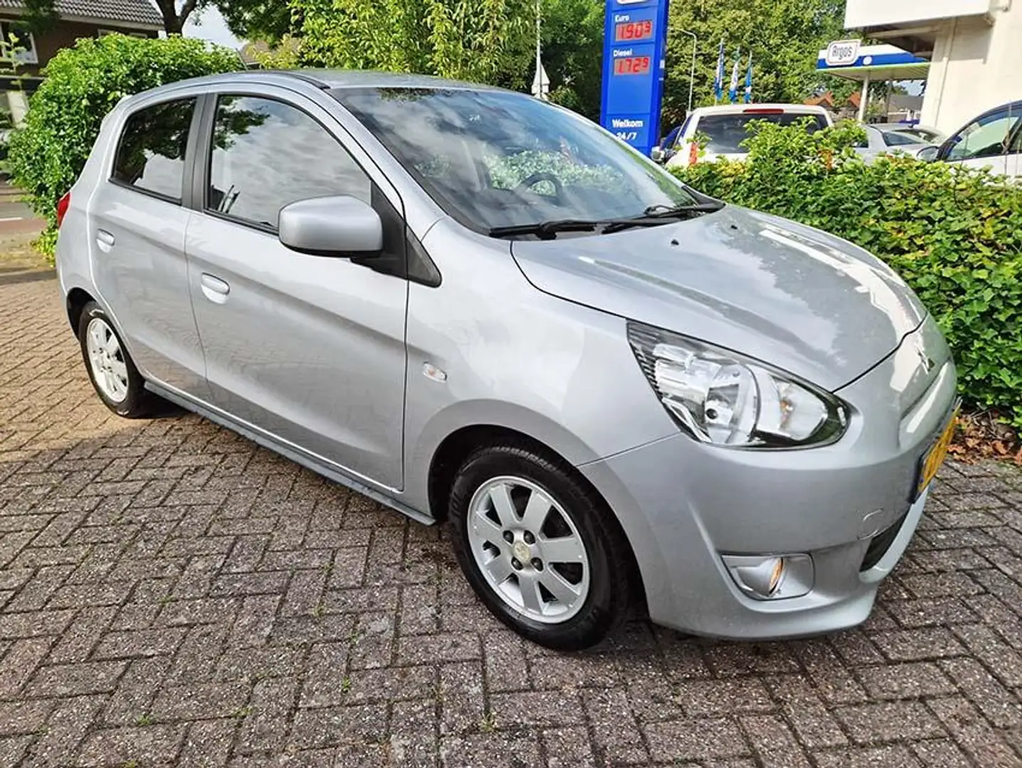 Mitsubishi Space Star 1.0 Bright Gris - 2