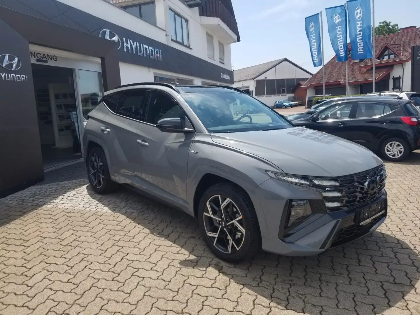Hyundai TUCSON 1.6 T-GDi NLine Pano+ECS+Sitz-P+Assist-Pa Grijs - 2