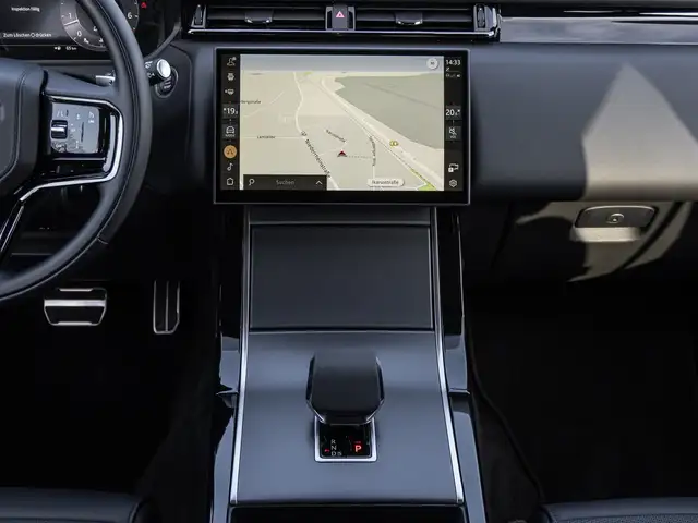 Land Rover Range Rover Velar view 13