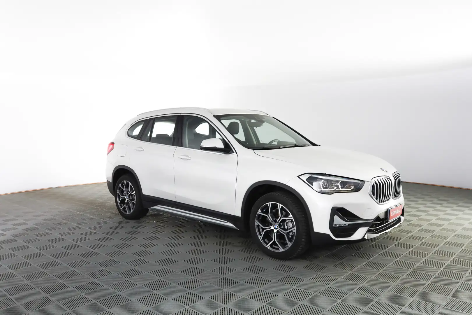 BMW X1 xDrive20d XLINE FARI LED,CRUISE CONTROL Bianco - 2