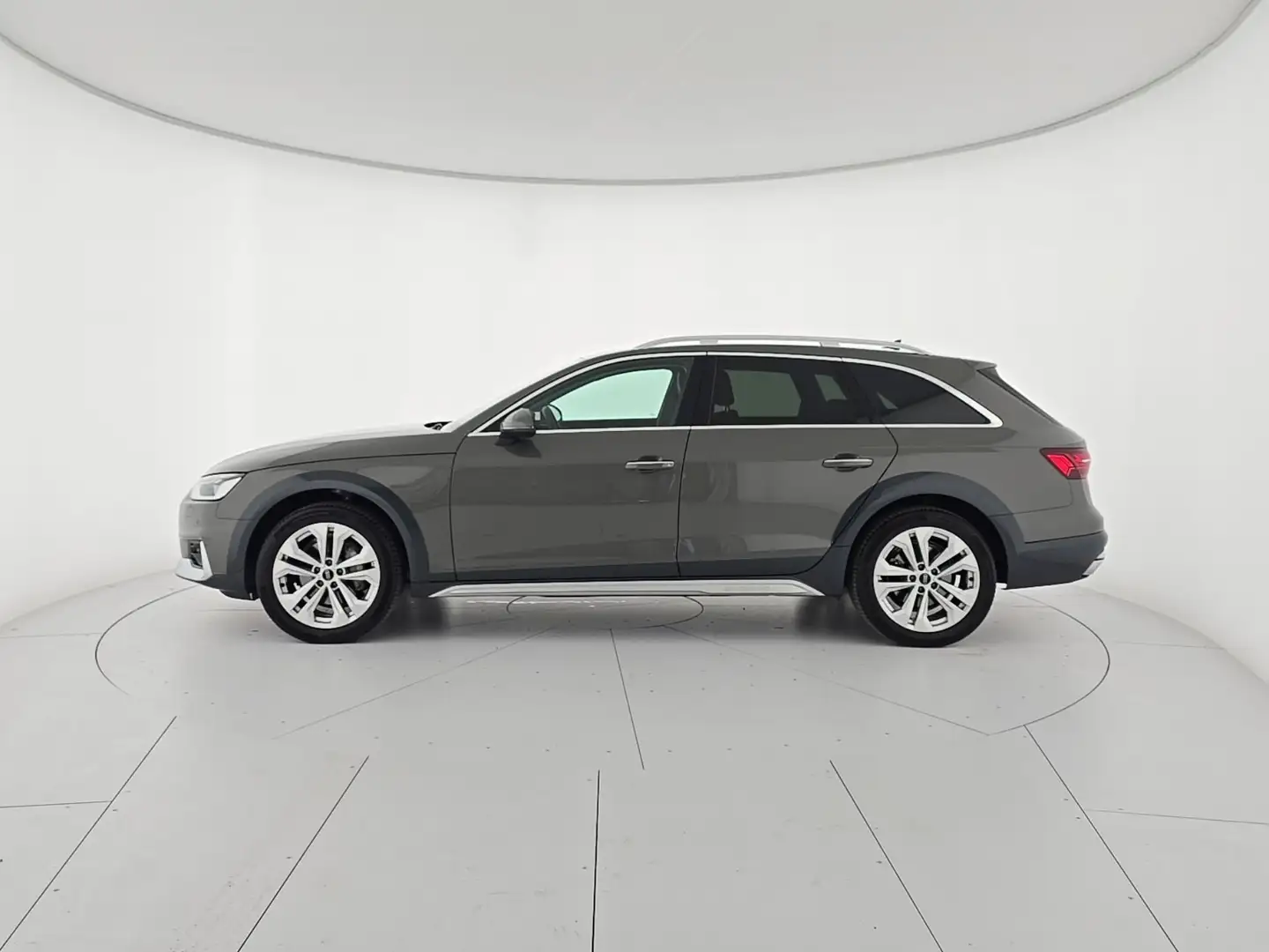 Audi A4 allroad A4 allroad 40 TDI 204 CV S tronic Identity Contra Grau - 2