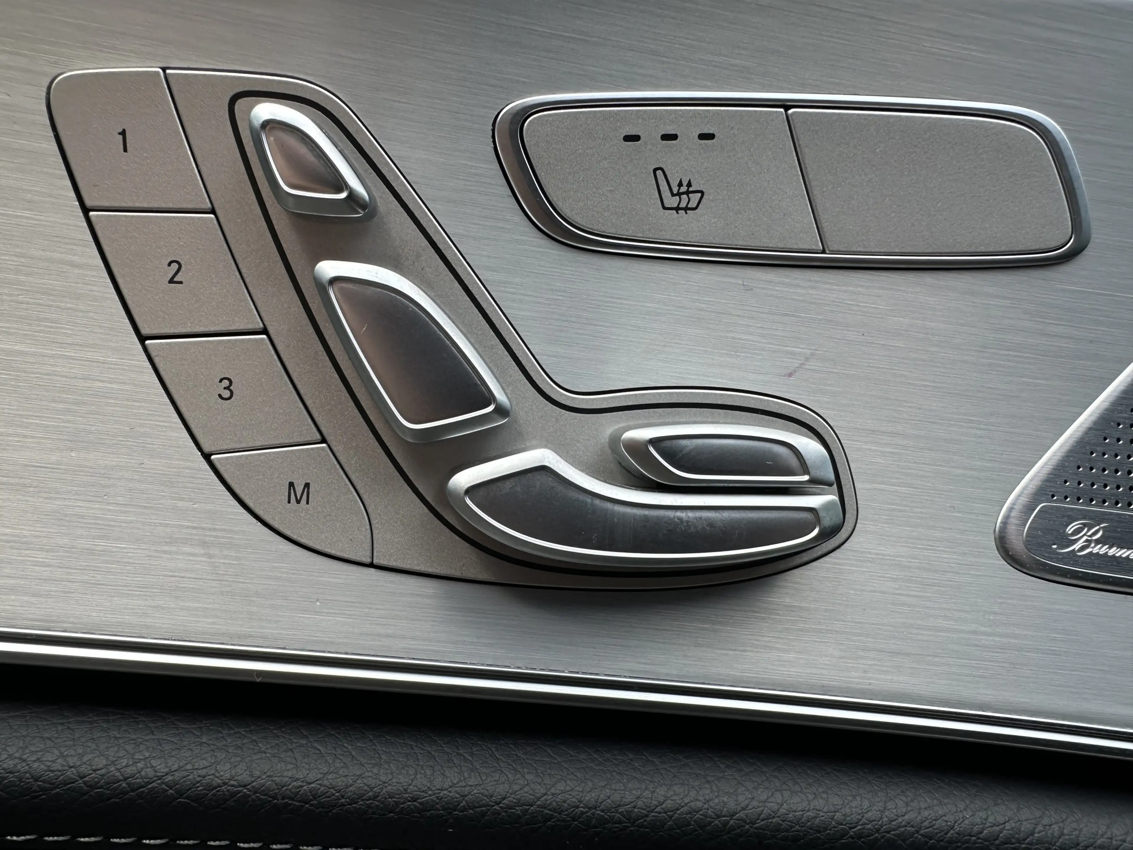 Mercedes-Benz CLS 400 4M AMG-Line NAV+LED+PANO+20ZO+BURMESTER — photo 20
