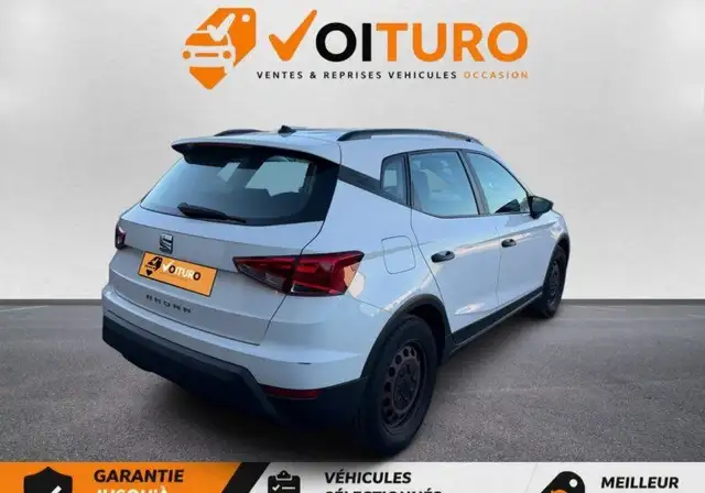 SEAT Arona view 3