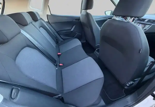 SEAT Arona view 9