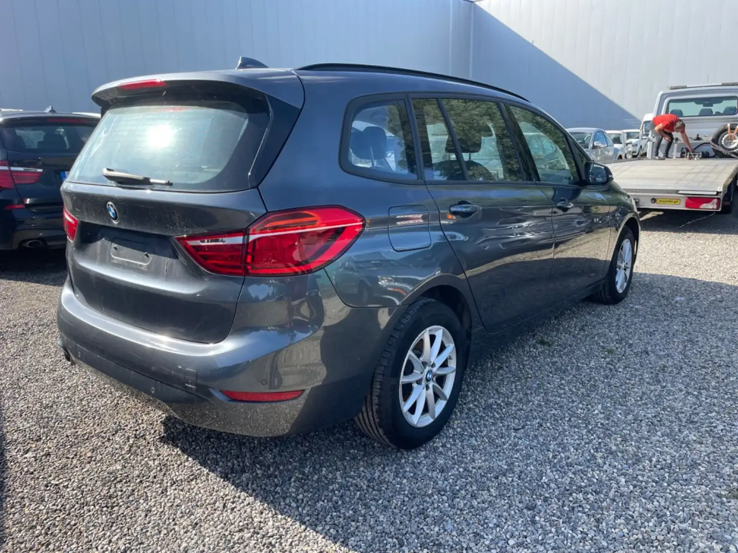 BMW 216 7Sitze Leder Grau - 1