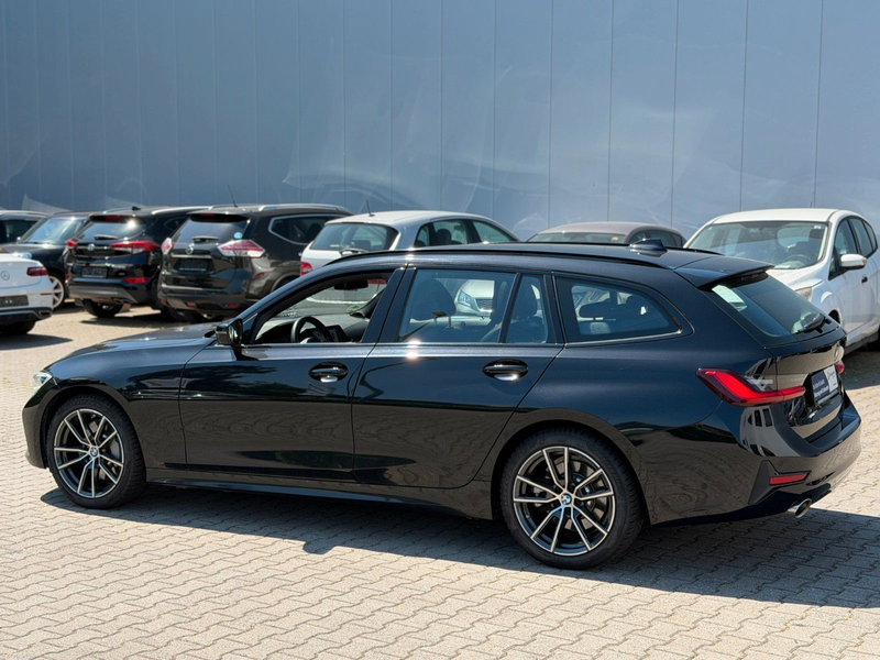 BMW 330 i 3 Touring xDrive Sport Line Garantie *Pano — photo 15