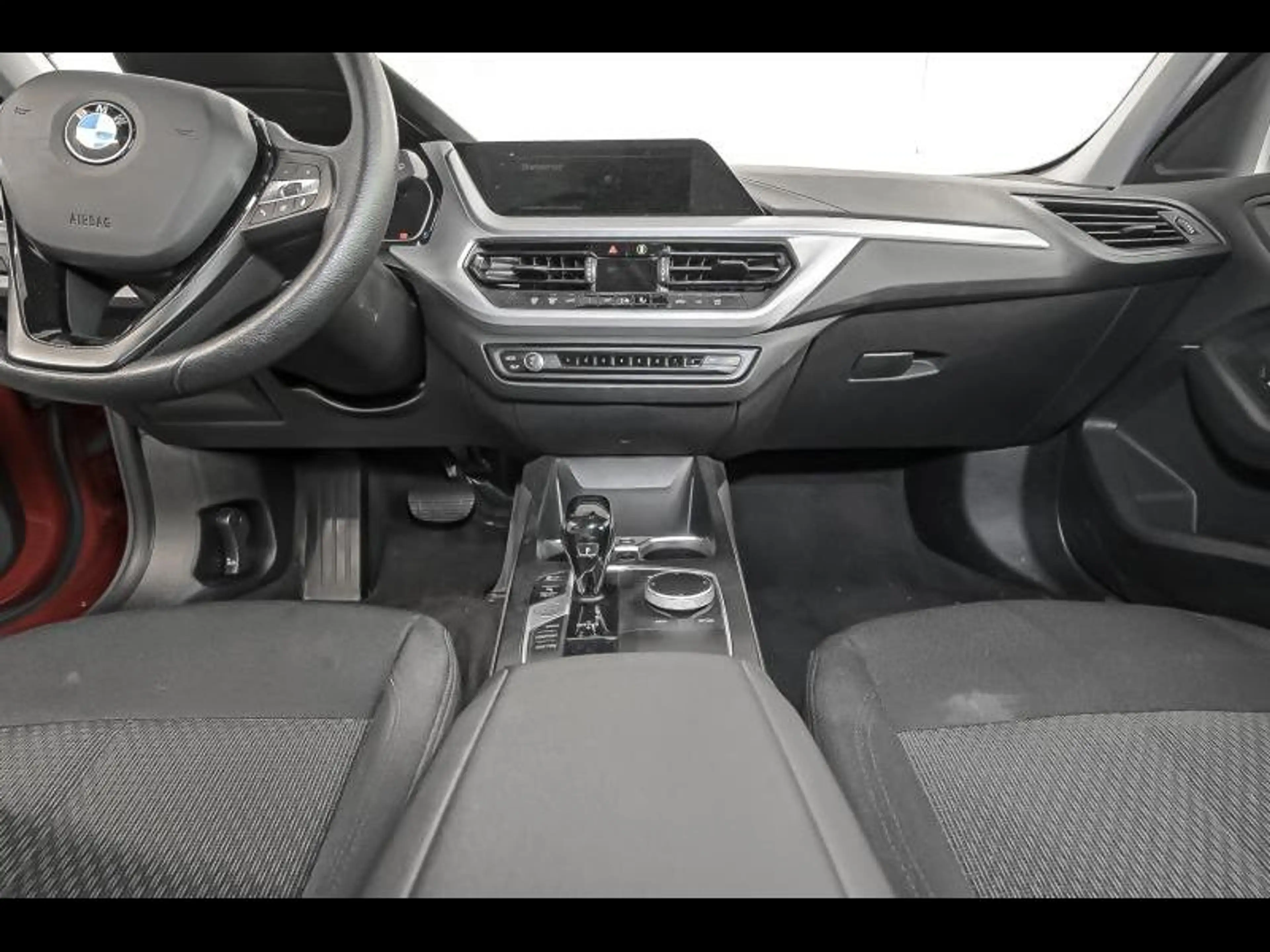 BMW 118 i — photo 6