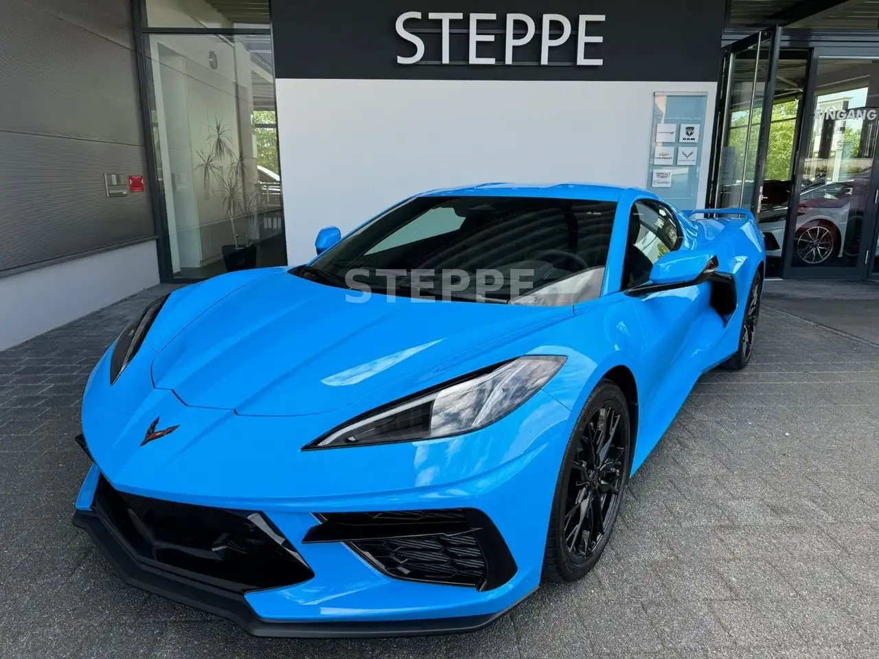 Corvette C8