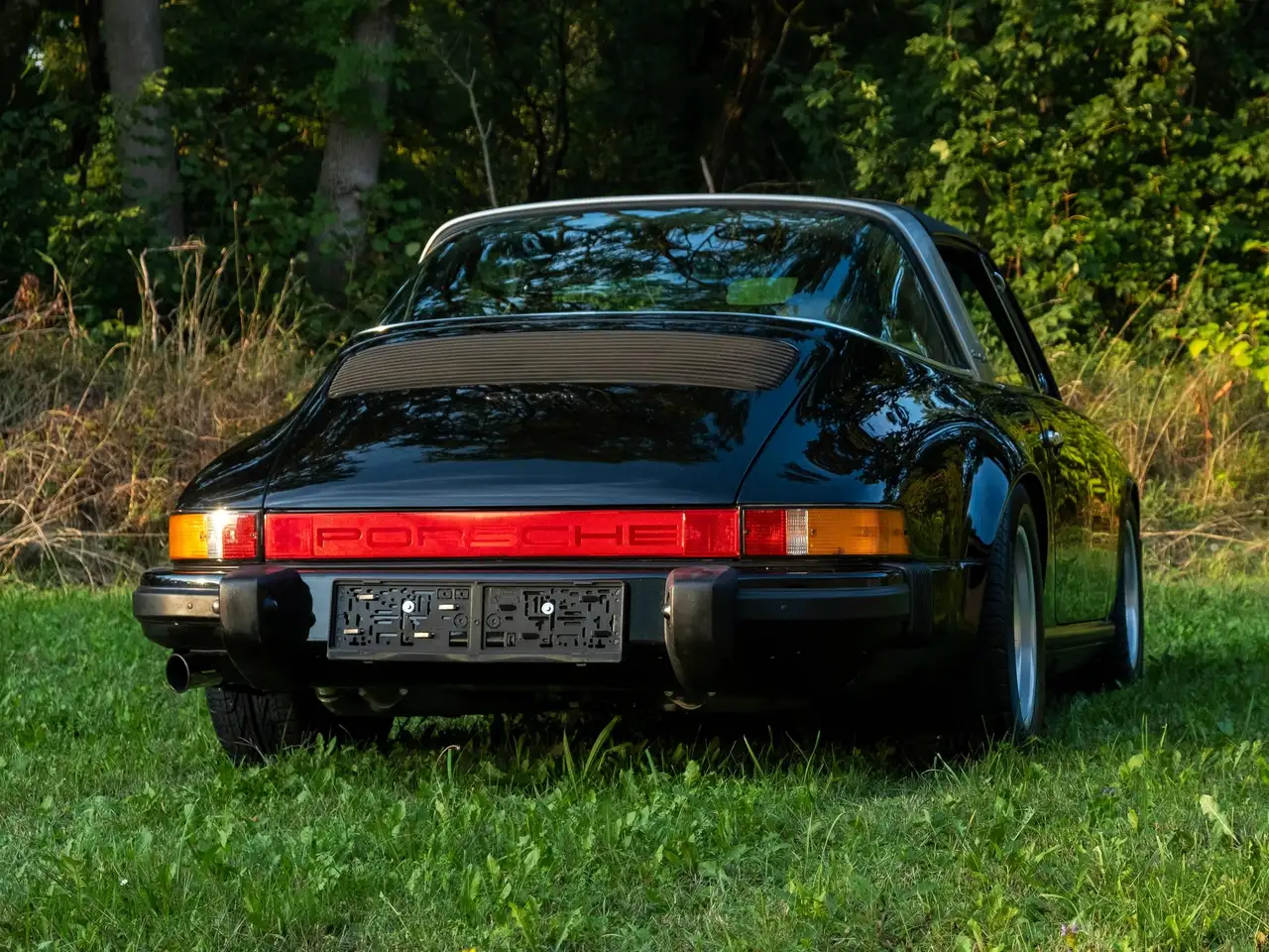 Porsche 911 2,7 MFI Targa, foto 4