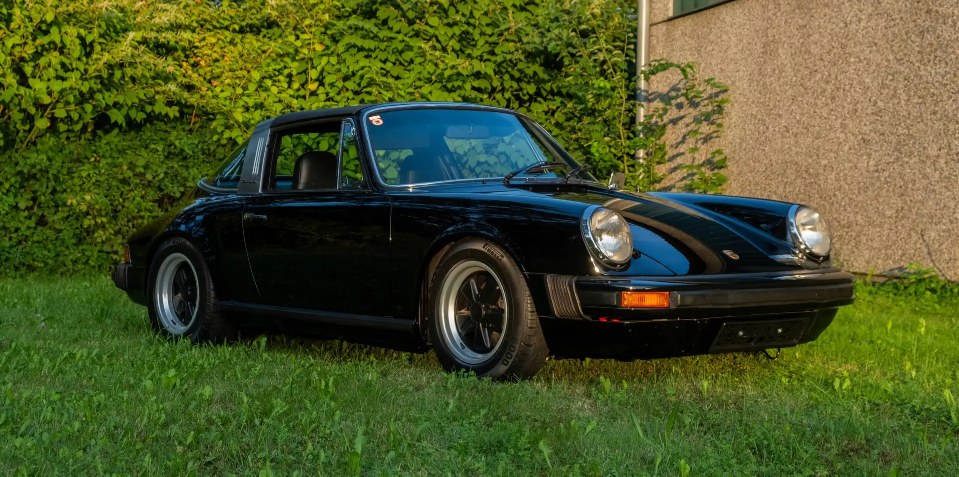 Porsche 911 2,7 MFI Targa Schwarz - 2