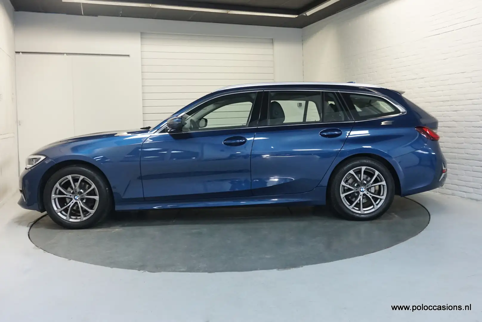 BMW 318 3-serie Touring 318i Automaat | Laser LED | Live c Bleu - 2