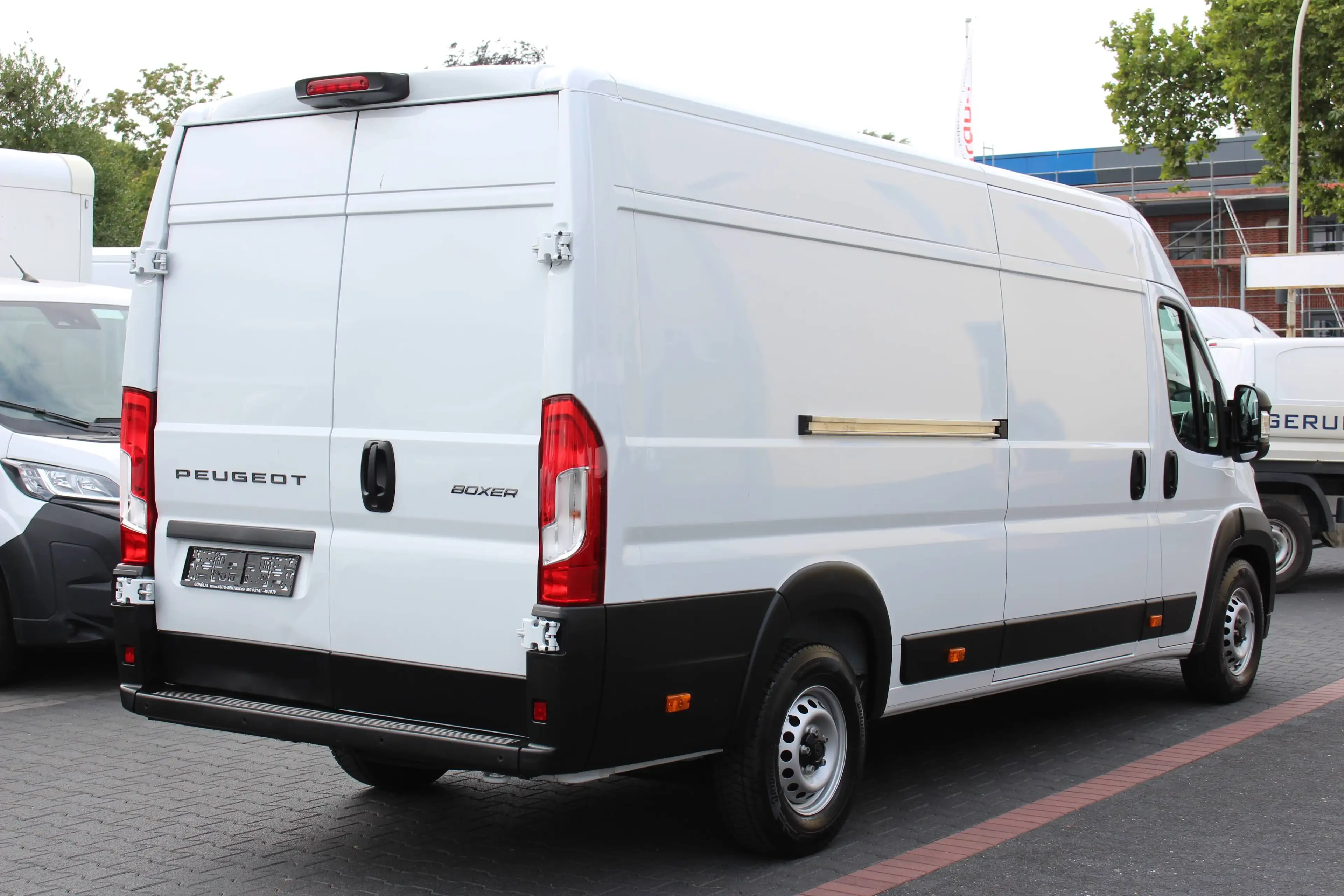 Peugeot Boxer 35 L4H2 140 *Klima*Kamera*Tempo*Navi*Holz — photo 3