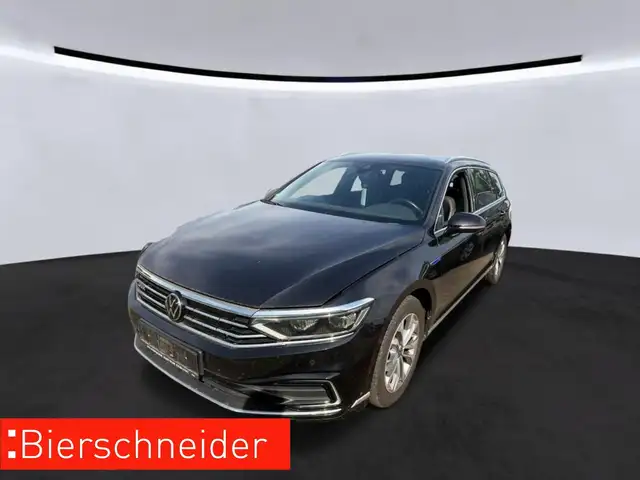 Volkswagen Passat Variant GTE 1.4 eHybrid DSG IQ.LIGHT AHK STHZ MASSAGE KAME