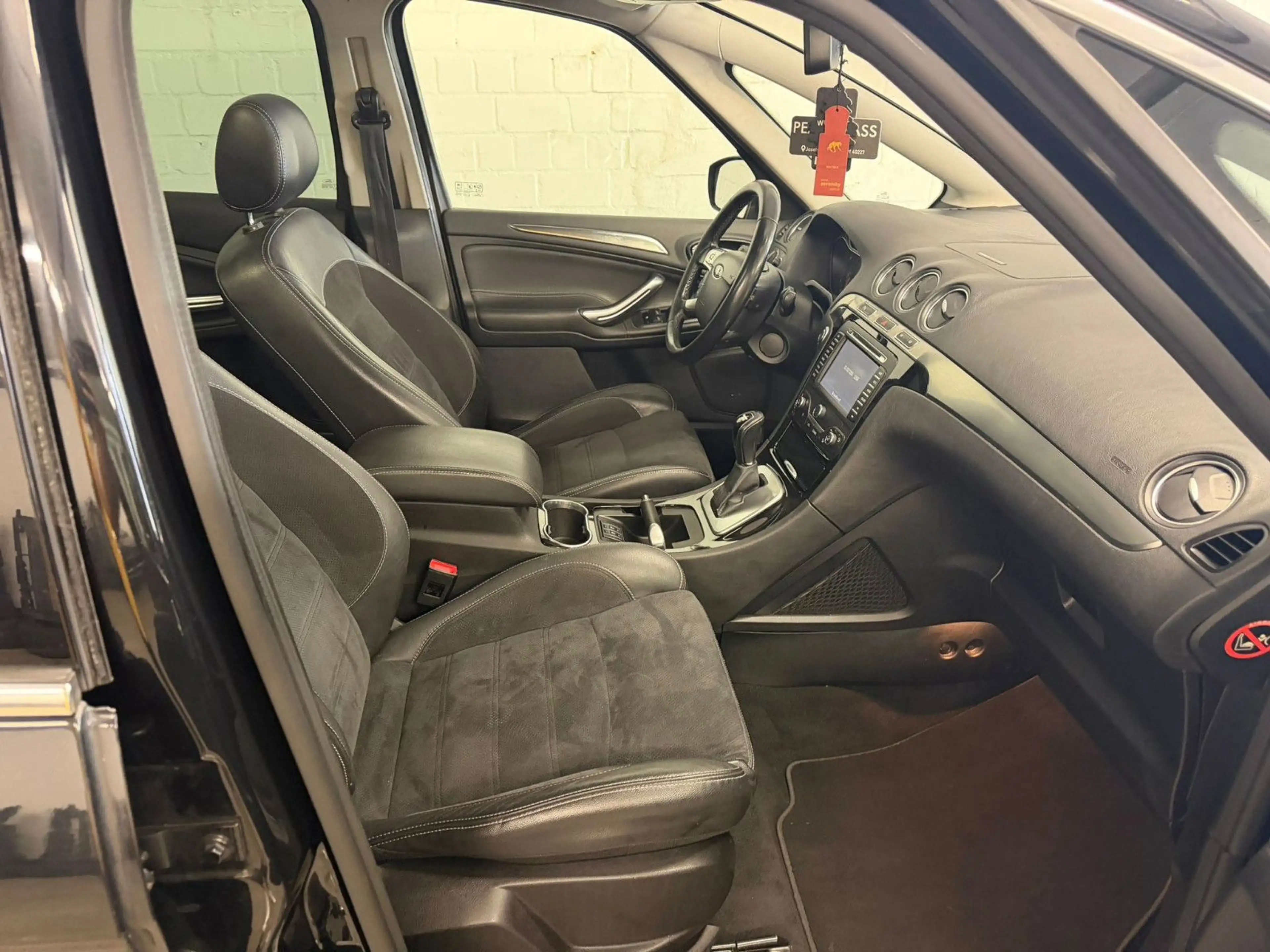Ford S-Max S-MAX Titanium - Panaroma, Leader — photo 10