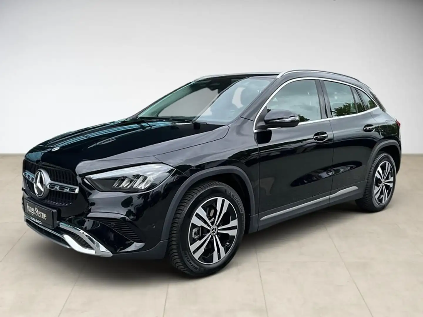 Mercedes-Benz GLA 200 d Progressive SpurW PDC SHZ LED elSitz Schwarz - 1