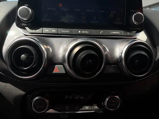 Nissan Juke view 16