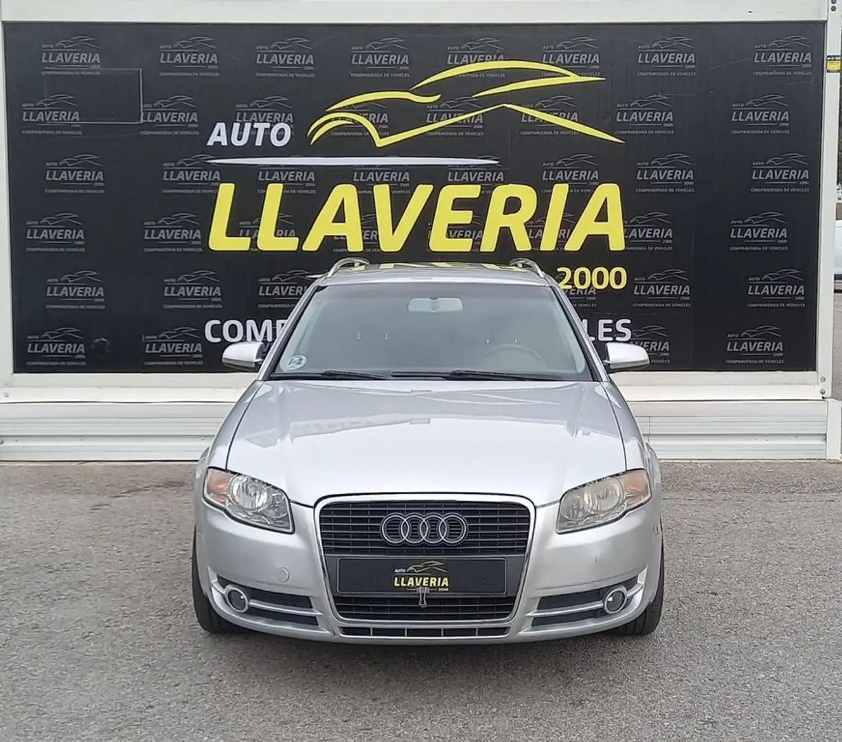 Audi A4 Avant 2.0 TDI 140cv Gris - 2