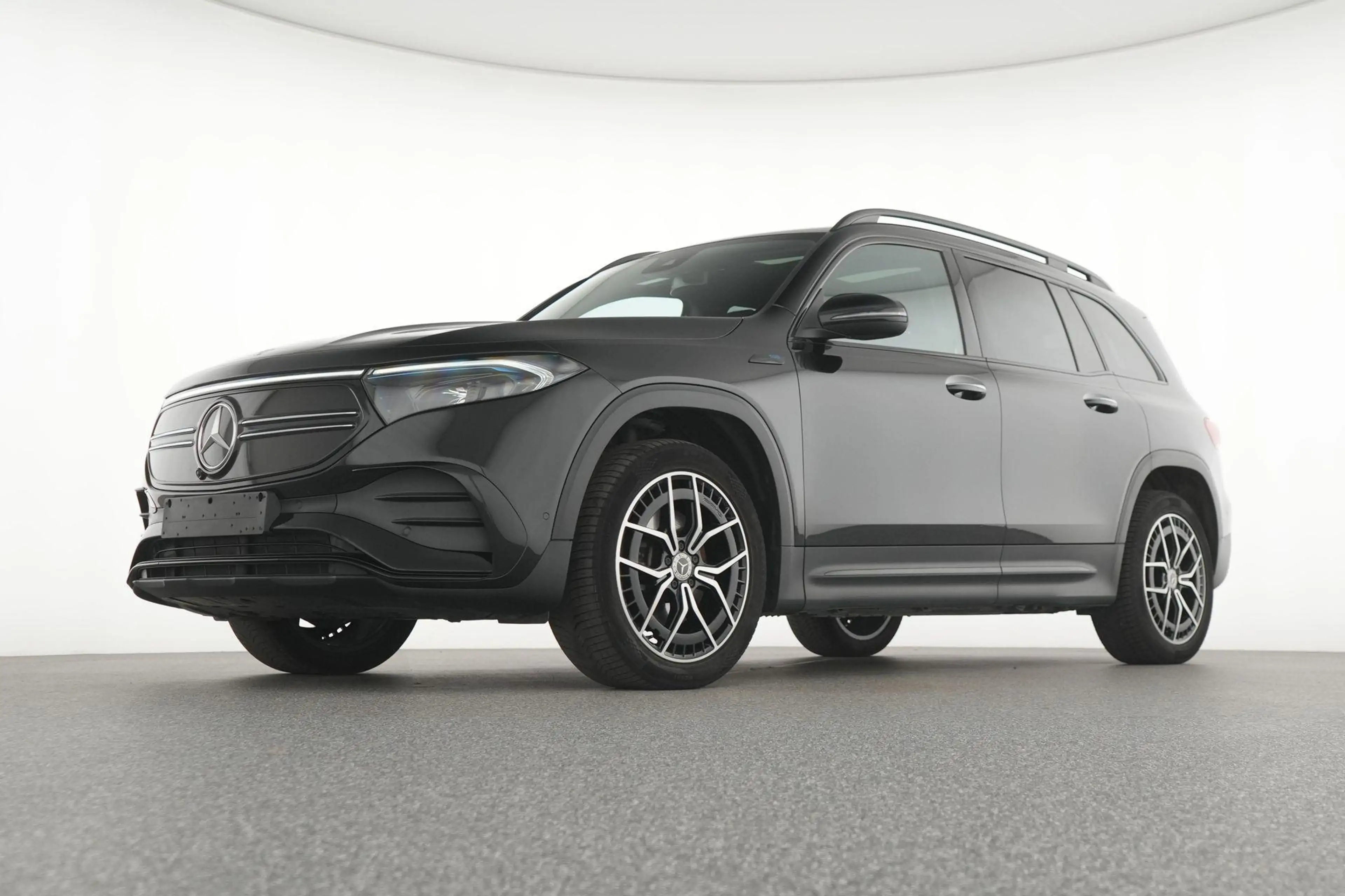 Mercedes-Benz EQB 250 250+ AMG Line 71 kWh — photo 10