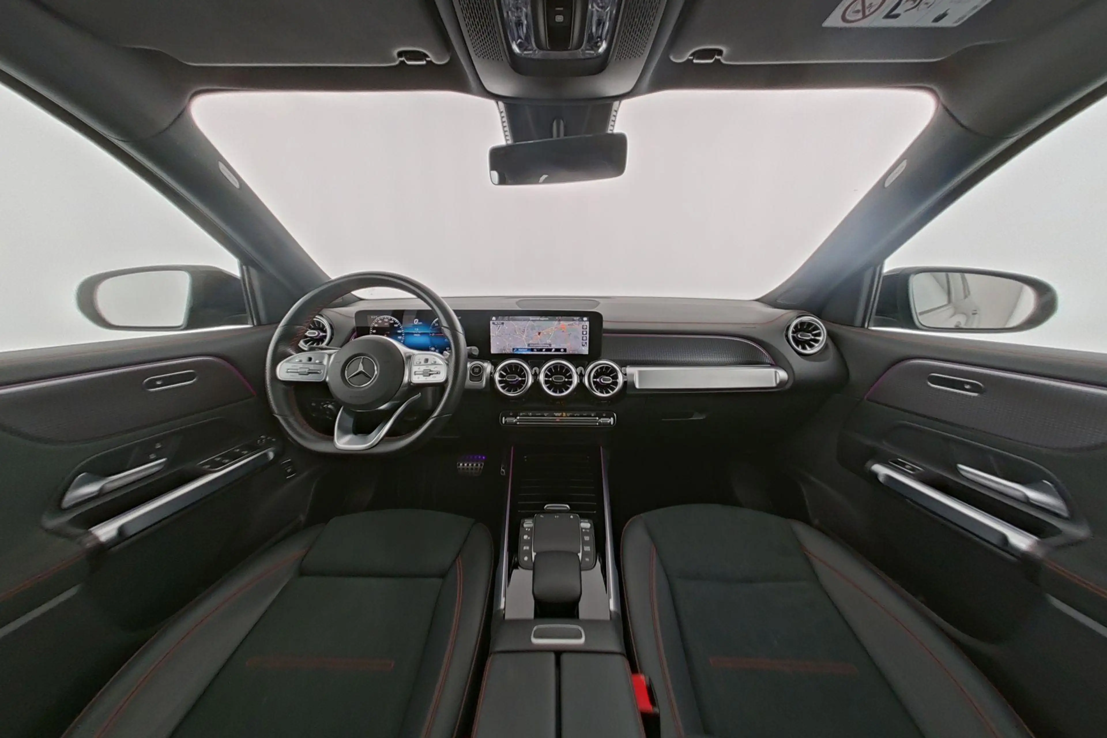 Mercedes-Benz EQB 250 250+ AMG Line 71 kWh — photo 12
