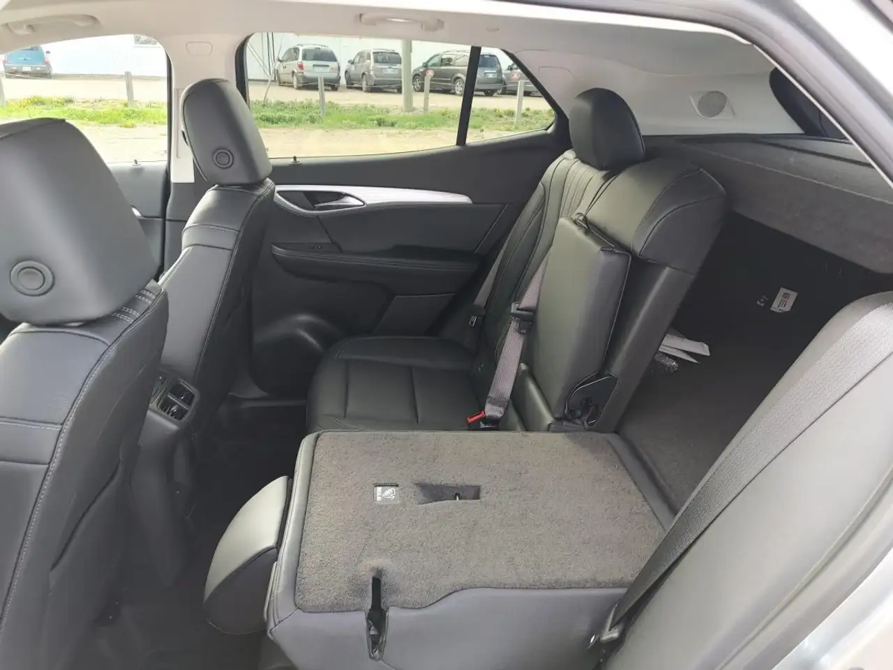 Buick Envision photo Buick Envision