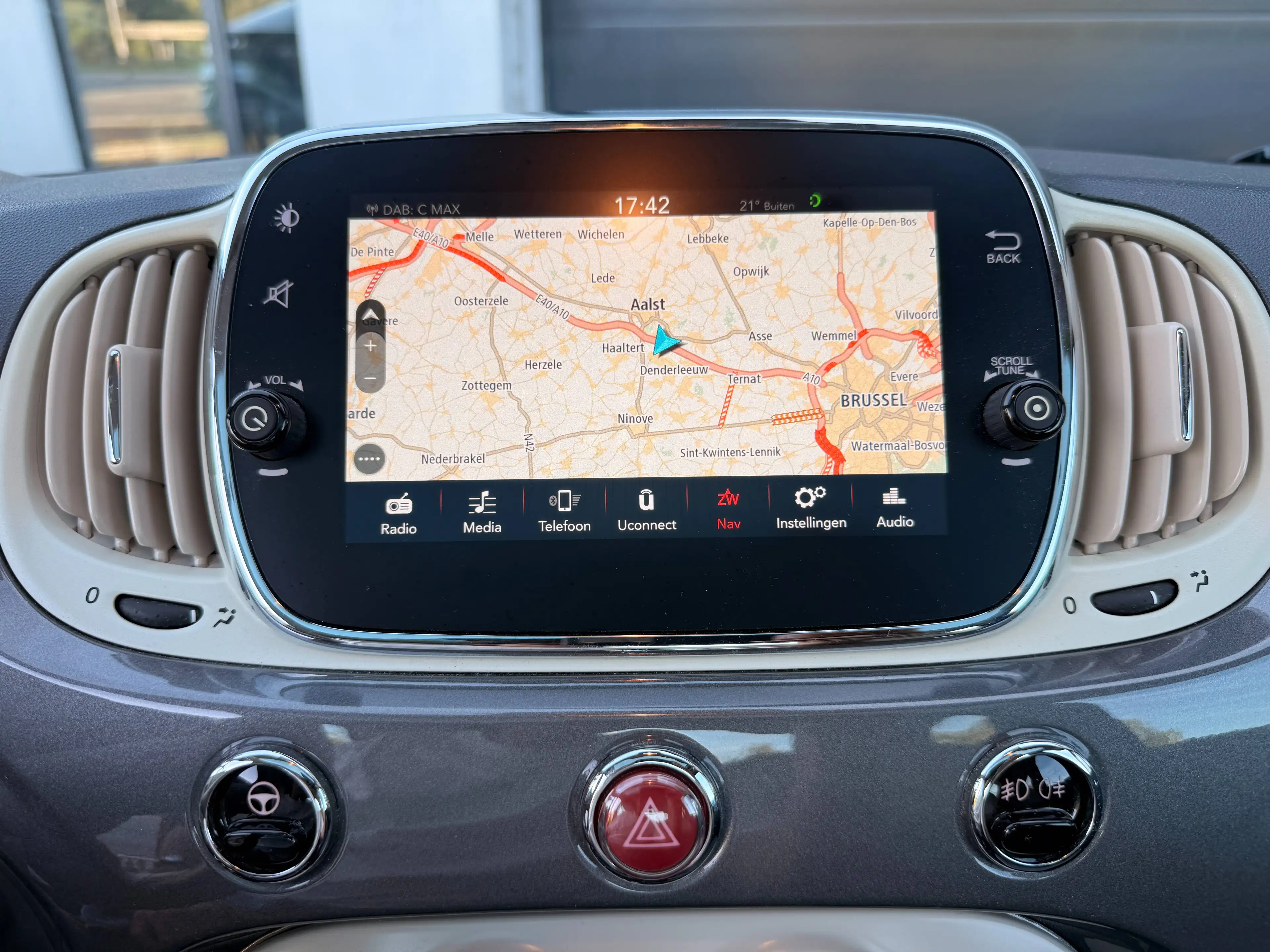 Fiat 500 500 1.2i Lounge // AUTOMAAT // EURO6b // PANO // CRUISE CONTRIOLE // NAVIGATIE // — photo 13