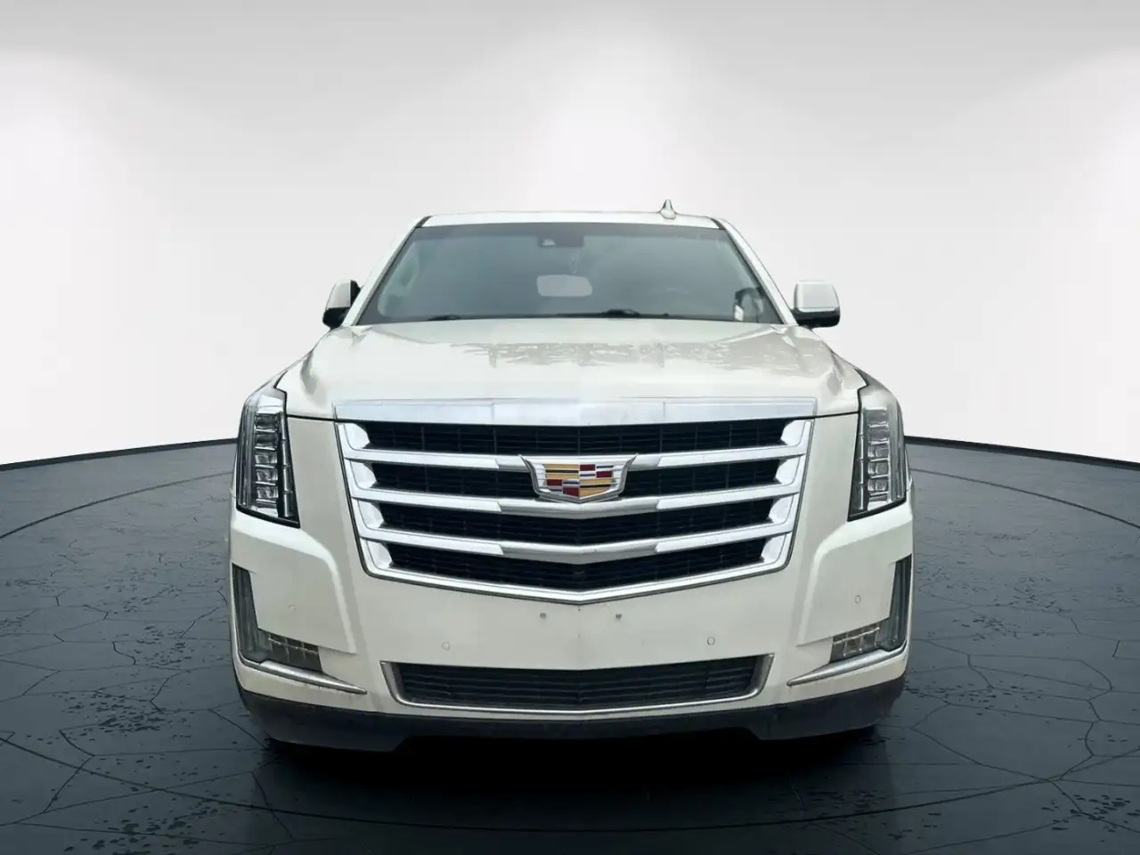 Cadillac Escalade снимка Cadillac Escalade