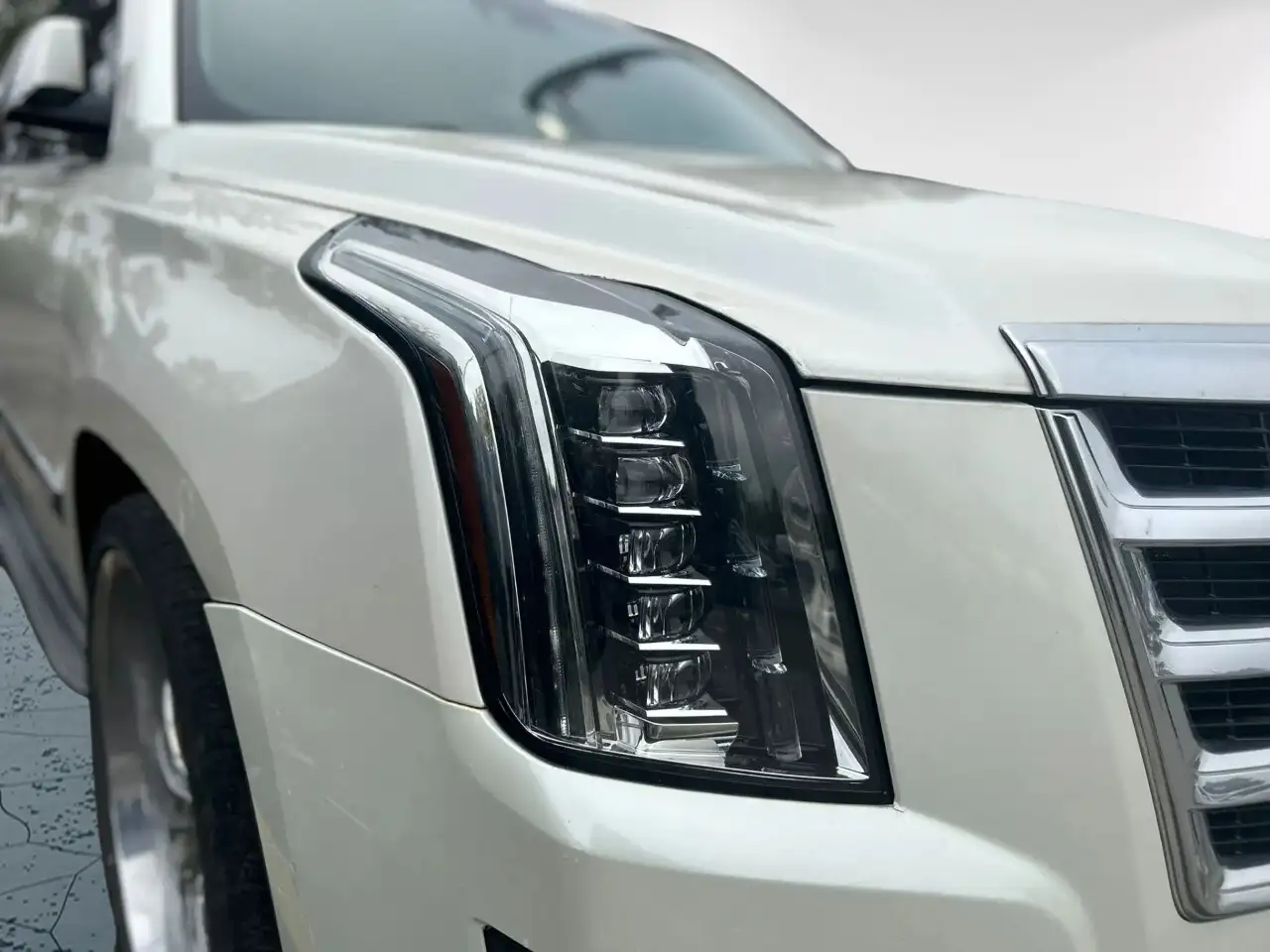 Cadillac Escalade снимка Cadillac Escalade