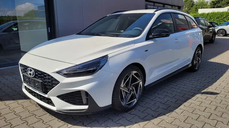 HYUNDAI I30
