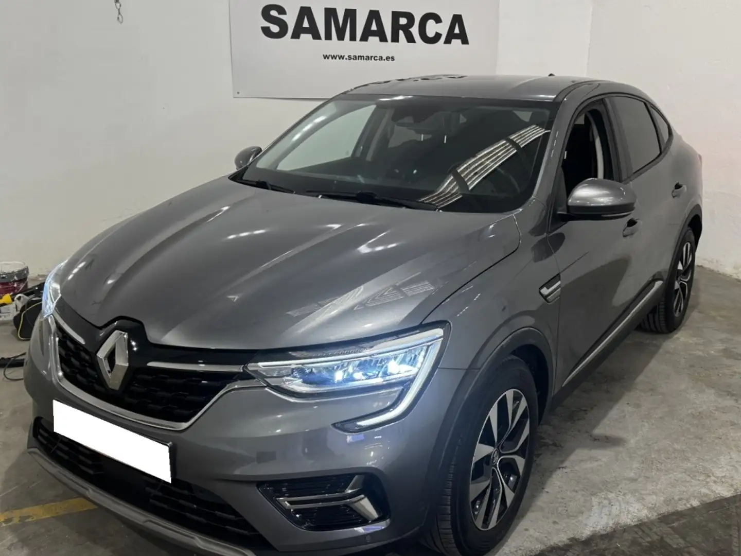 Renault Arkana 1.6 E-Tech Intens 105kW Gris - 1
