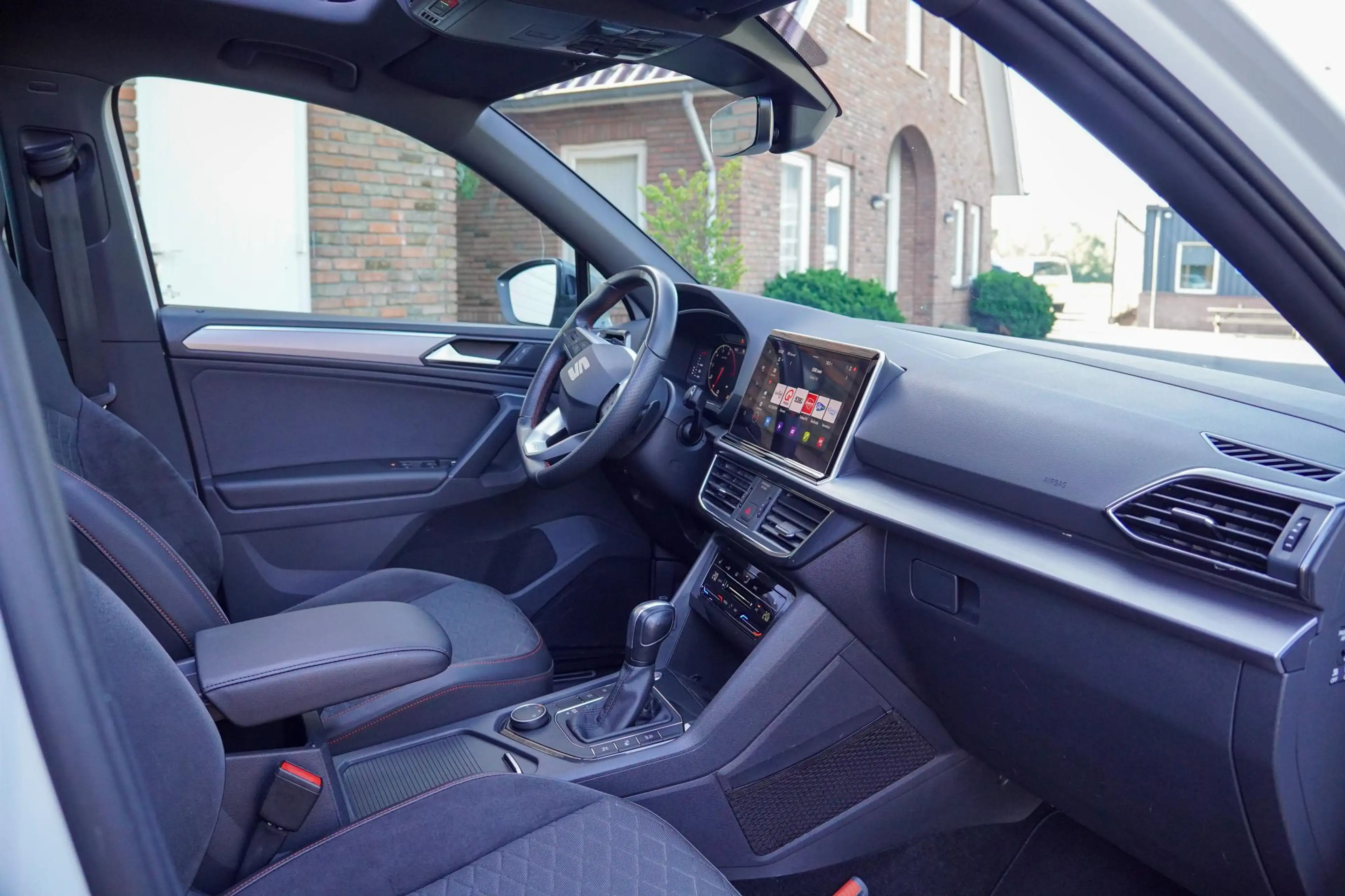 SEAT Tarraco 1.5 TSI 150PK FR Business Intense DSG BEATS AUDIO — photo 4
