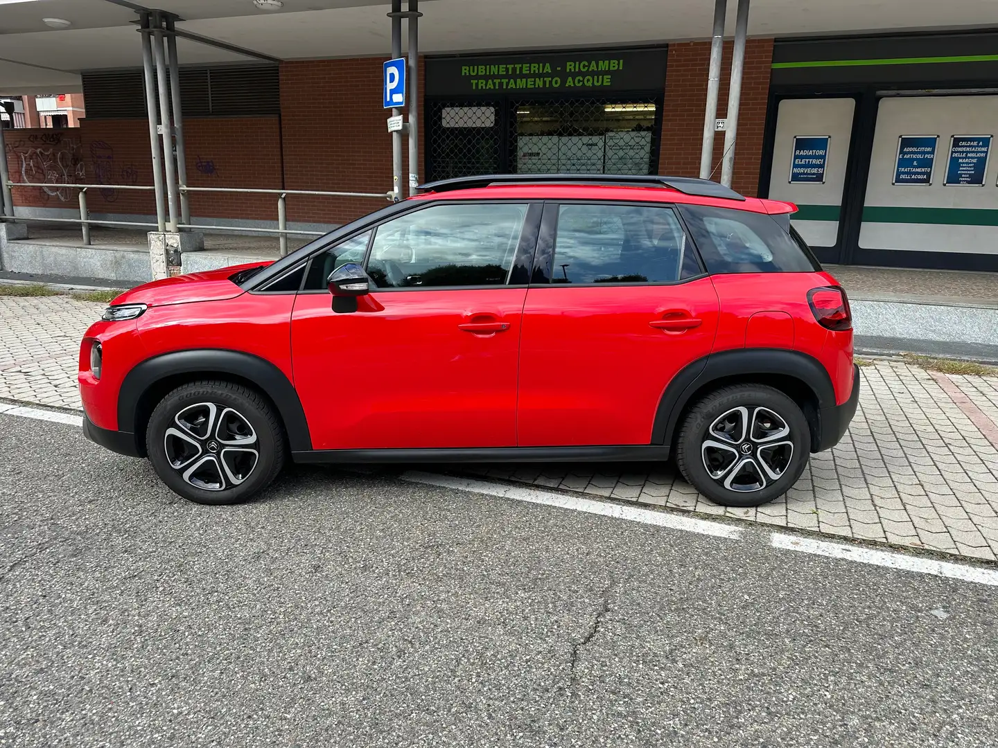 Citroen C3 C3 Aircross I Aircross 1.2 Shine 82cv my18 Rosso - 2