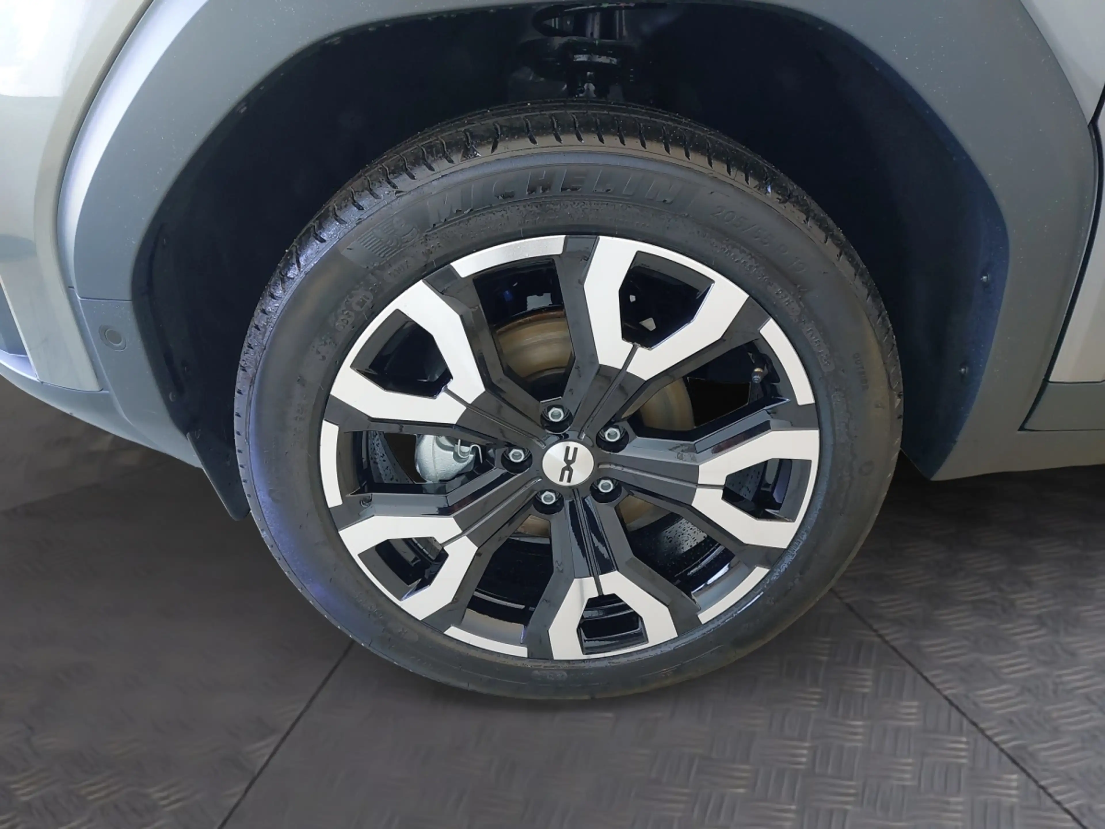 Dacia Bigster Journey Hybrid 155 — photo 13