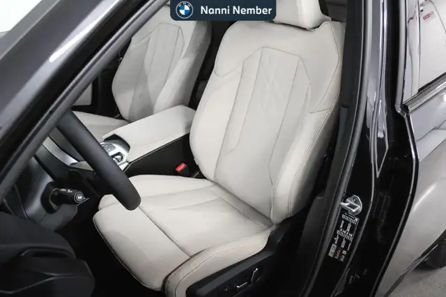 BMW X3 view 14