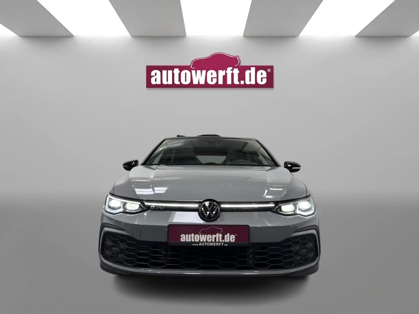 Volkswagen Golf 8 GTD 2.0 TDI DSG BLACK LEDER PANO HEAD MATRIX 19Z Grau - 2