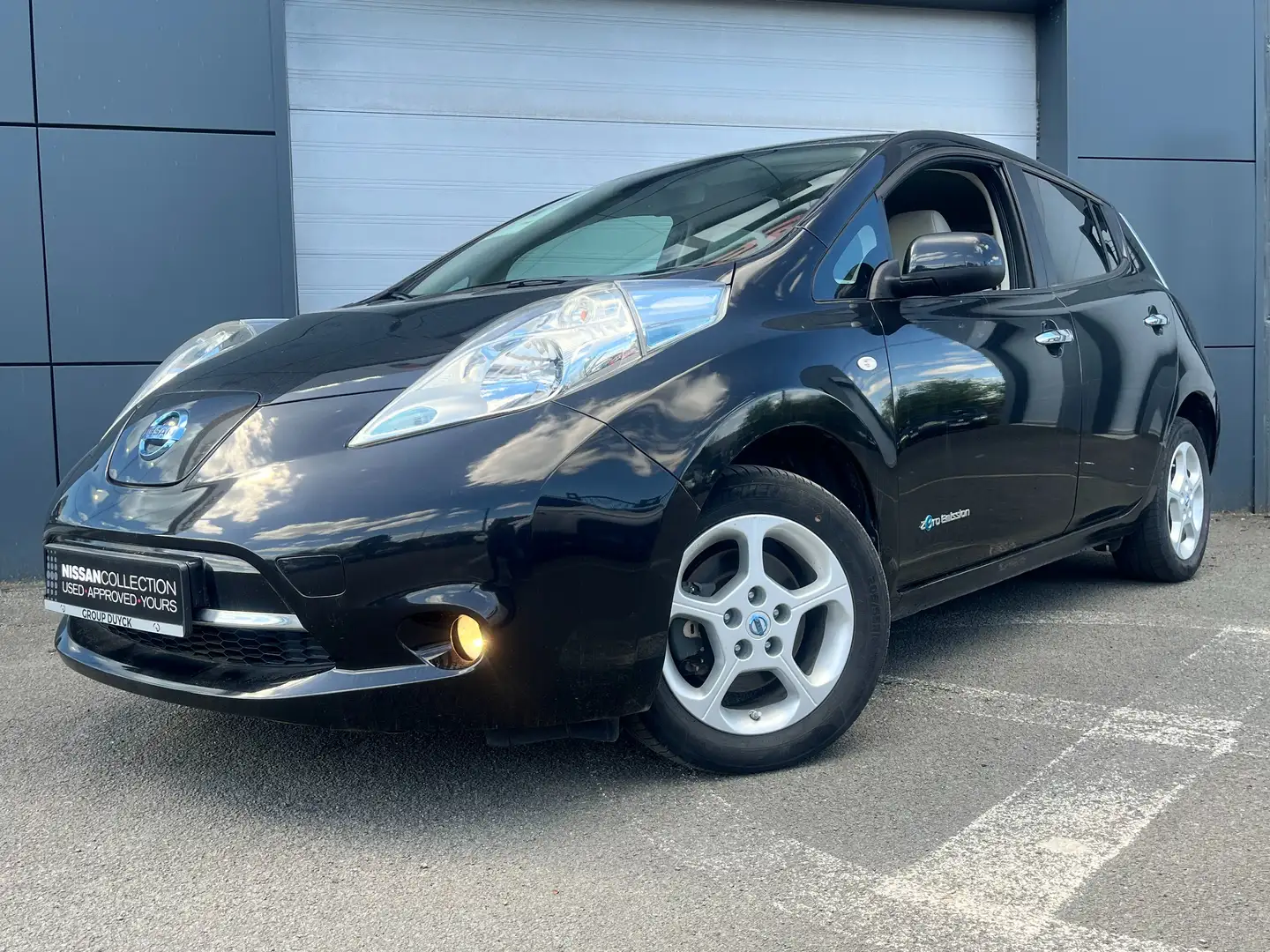 Nissan Leaf 24 kWh Acenta Black - 1