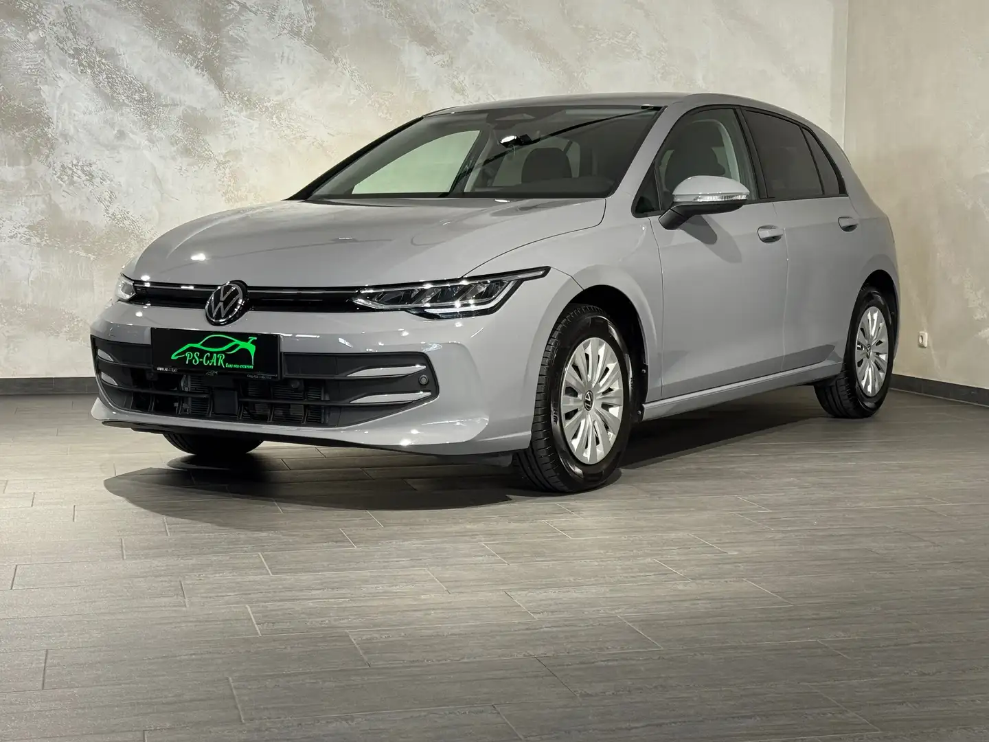 Volkswagen Golf Golf VIII 1.5 TSI 4ME VirtualC*Kamera*Side Assist* Grau - 1