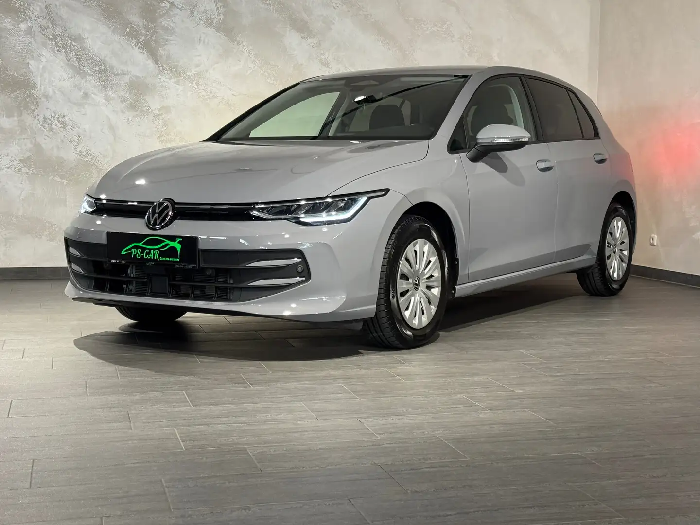 Volkswagen Golf Golf VIII 1.5 TSI 4ME VirtualC*Kamera*Side Assist* Grau - 2