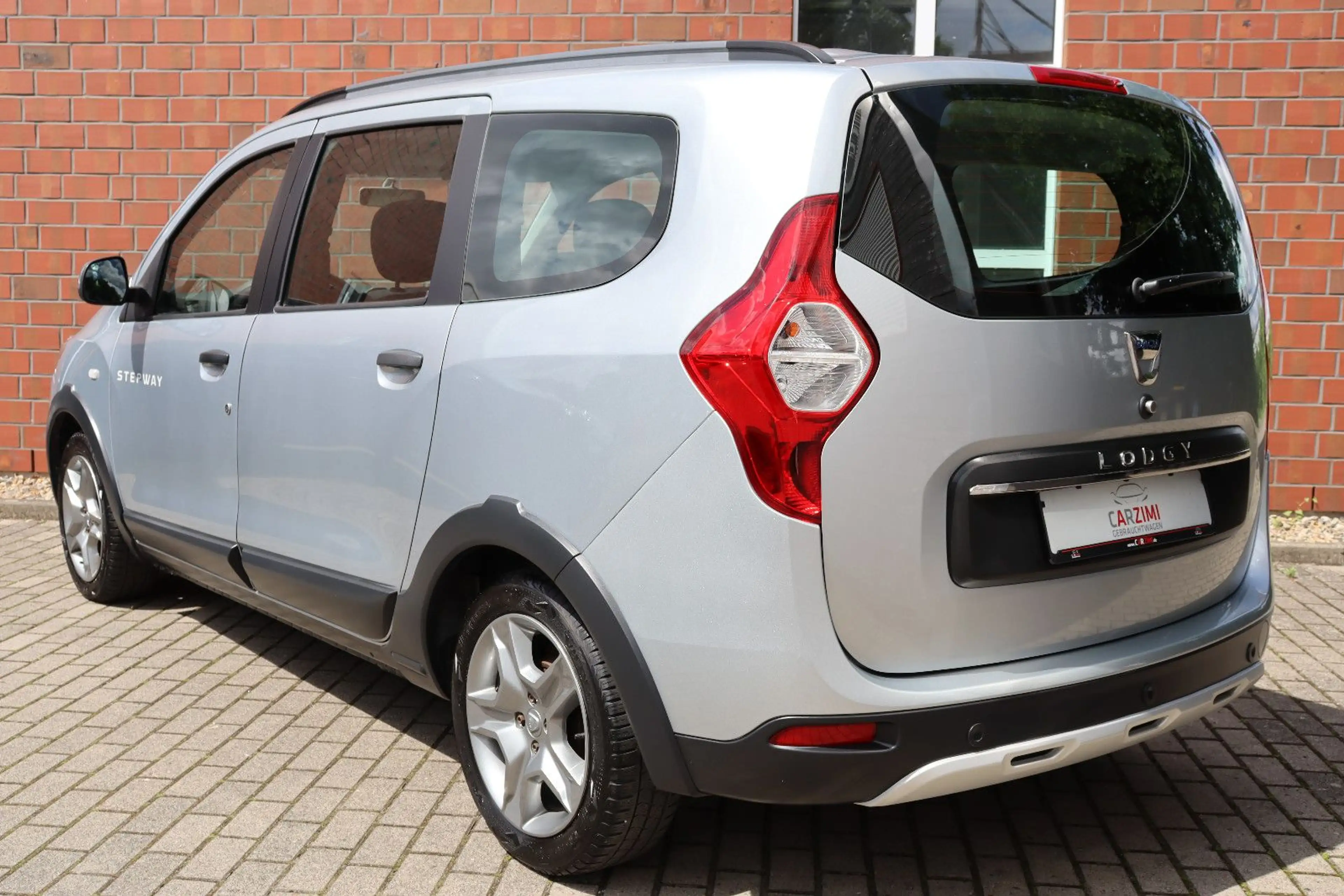 Dacia Lodgy 1.5 dCi Stepway Plus Navi Kamera 1.Hand — photo 8