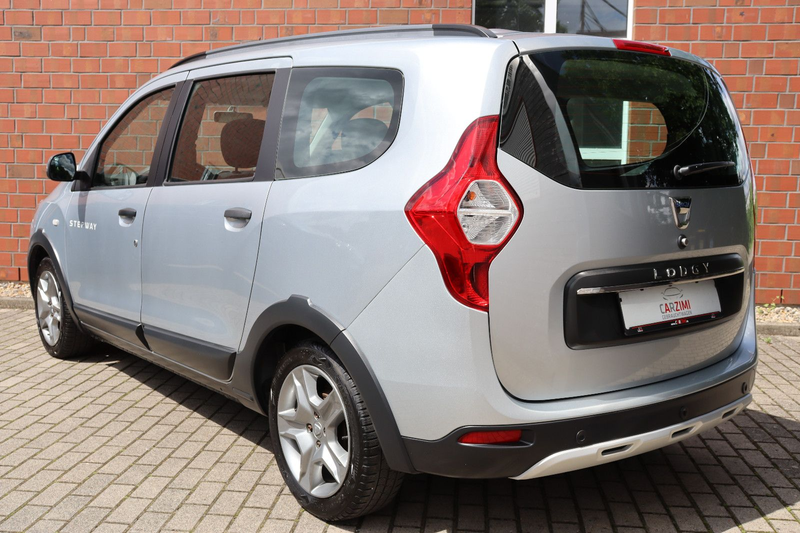 Dacia Lodgy 1.5 dCi Stepway Plus Navi Kamera 1.Hand — photo 8