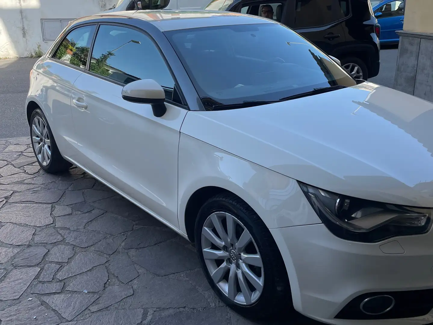 Audi A1 A1 1.6 tdi Ambition 105cv - 2