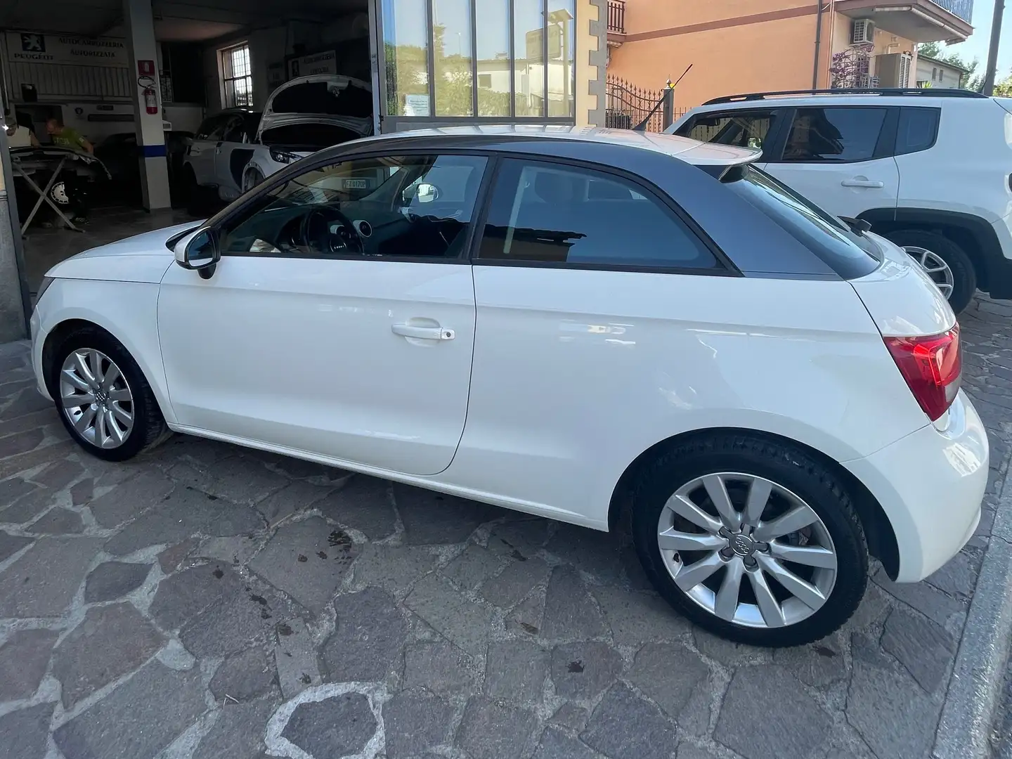 Audi A1 A1 1.6 tdi Ambition 105cv - 1