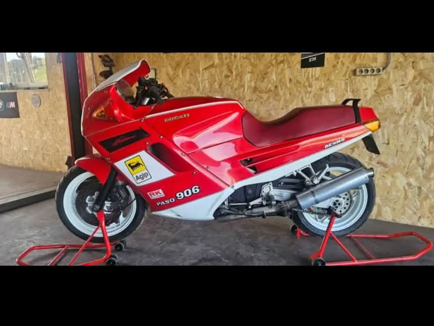 Ducati 906 Paso Rouge - 1