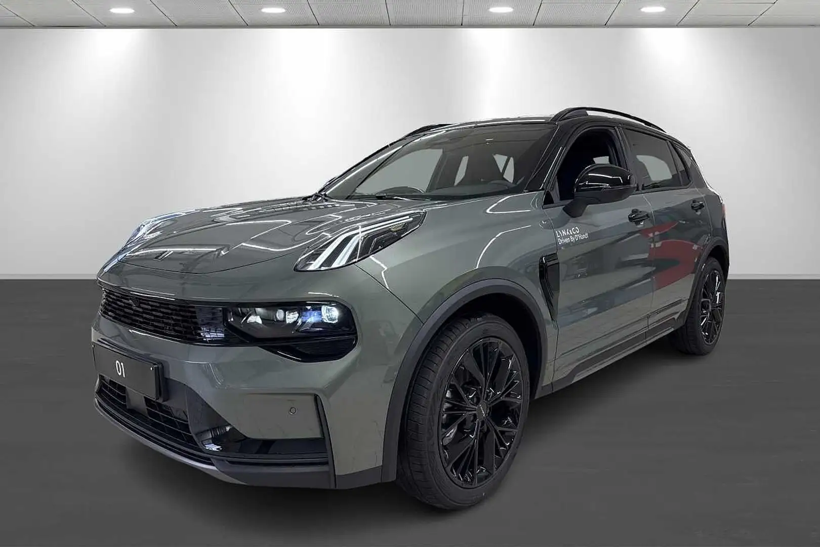 Lynk & Co 01 - 2025 1.5 Turbo PHEV More Verde - 1
